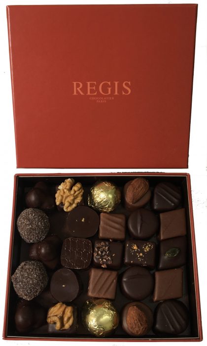 Boite d’assortiment 500gr de chocolats noirs et au lait